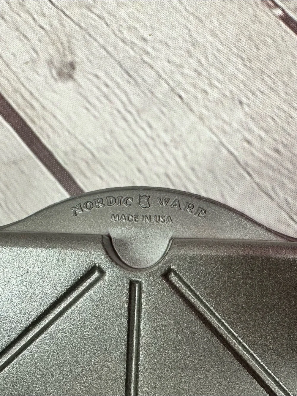 Nordic Ware Silver mini scone Pan bakeware aluminum wedge pan USA made